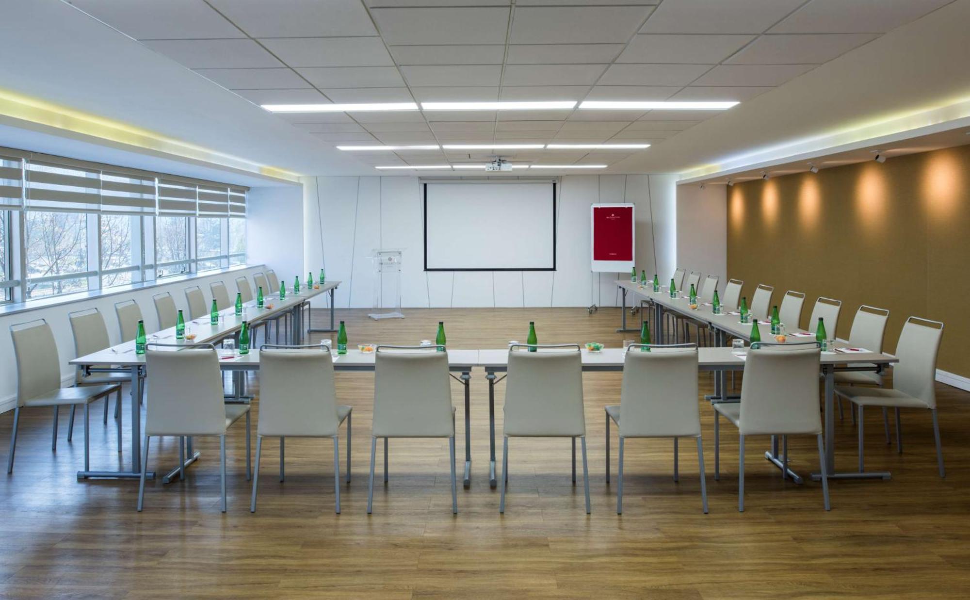 Отель Nh Collection Plaza Сантьяго Экстерьер фото Meeting room